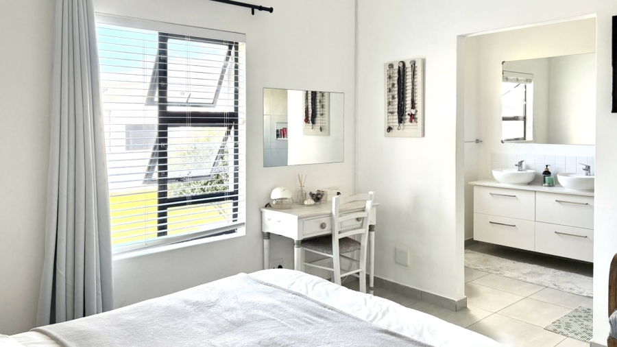 3 Bedroom Property for Sale in Atlantic Sands Private Estate Western Cape